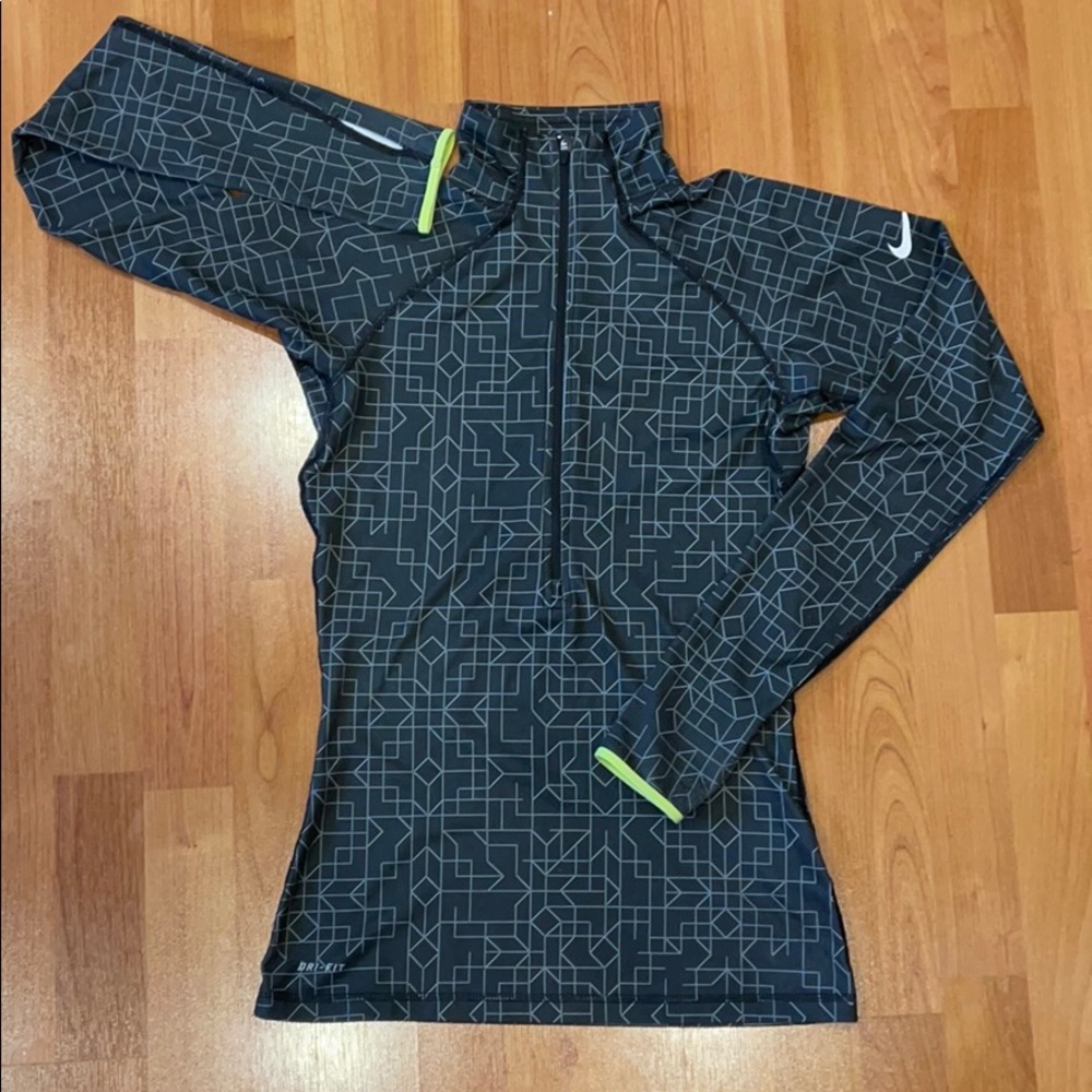 Nike PRO pullover half zip